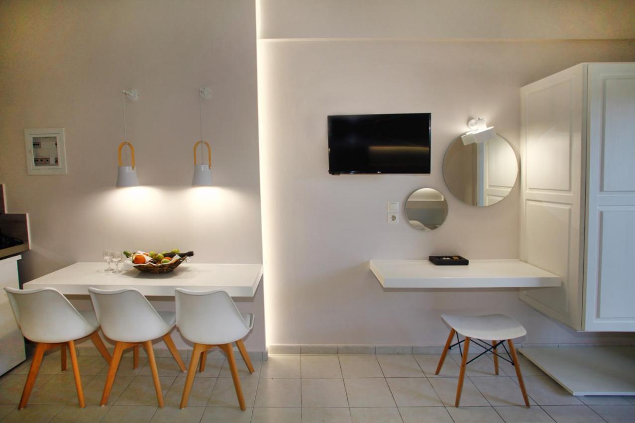 Studios Vasilis Agia Marina  Luaran gambar