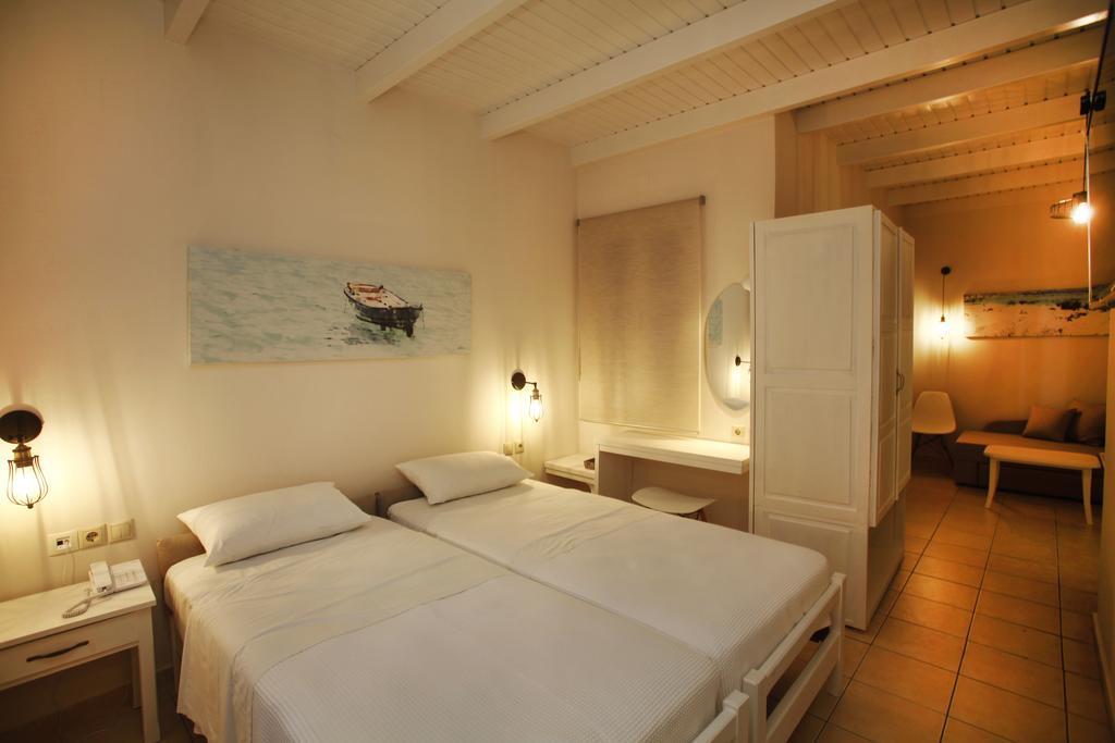 Studios Vasilis Agia Marina  Luaran gambar