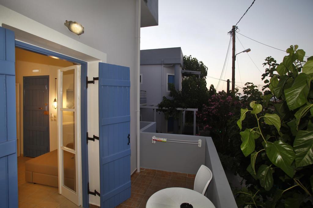 Studios Vasilis Agia Marina  Luaran gambar