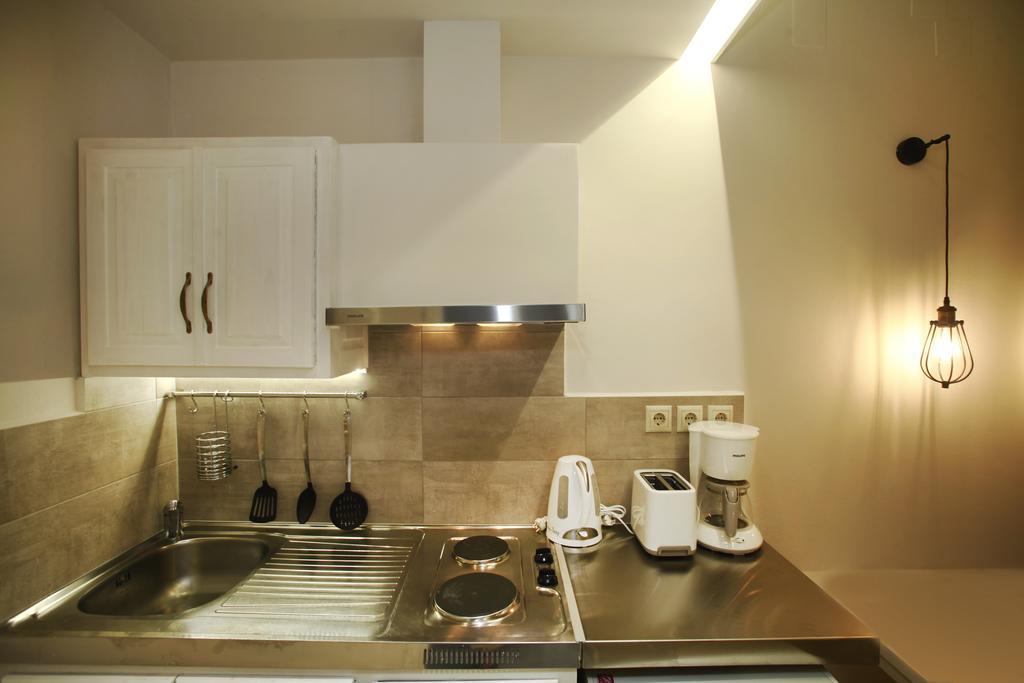 Studios Vasilis Agia Marina  Luaran gambar